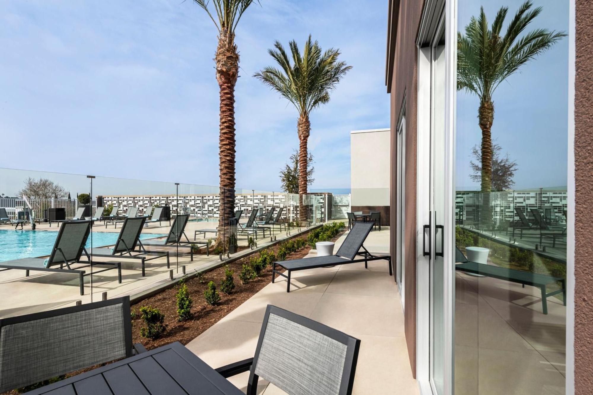 Springhill Suites By Marriott Chula Vista Eastlake ภายนอก รูปภาพ